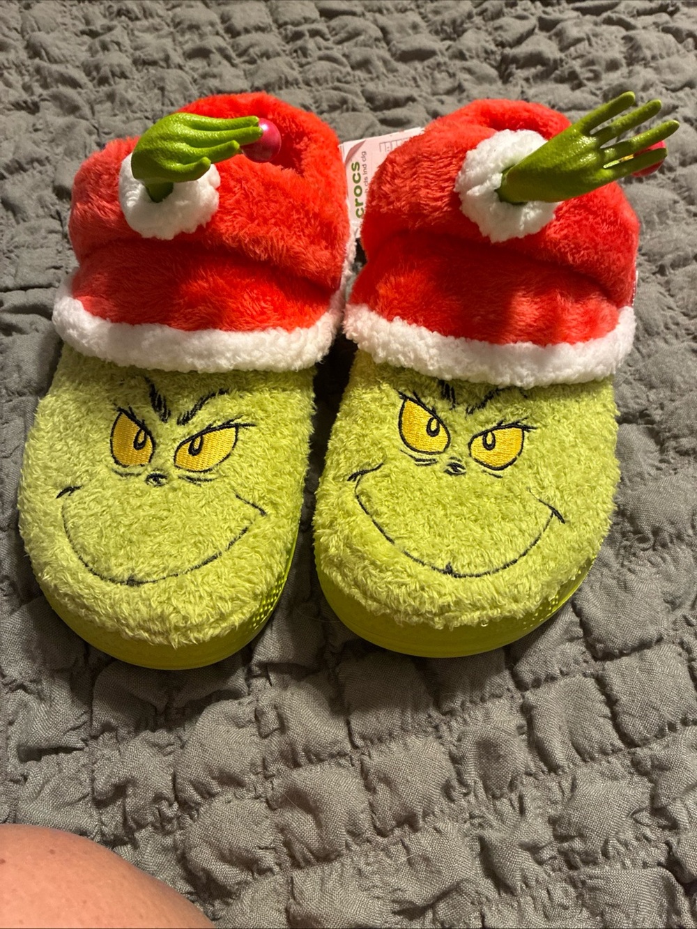 Crocs the grinch lined clog